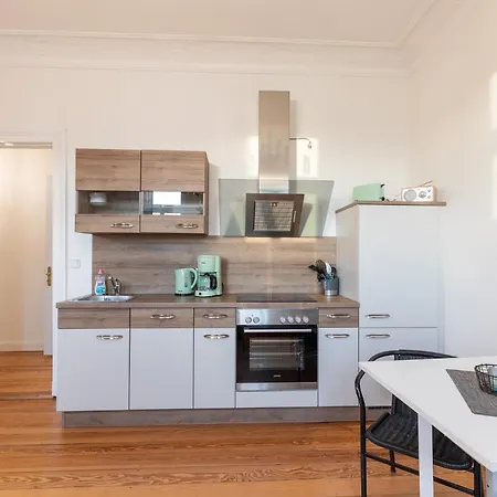 Haus Kapitaens Villa, Backkajuete